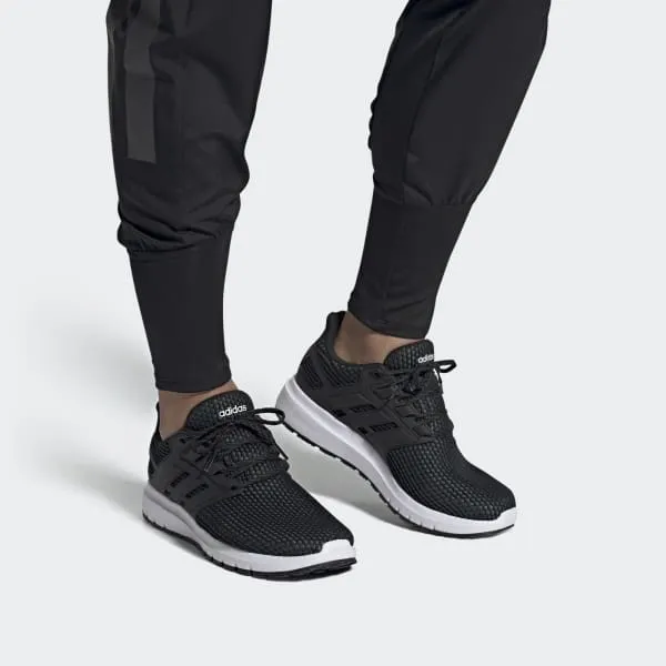 Adidas MAN RUNNING ULTIMASHOW SNEAKERS