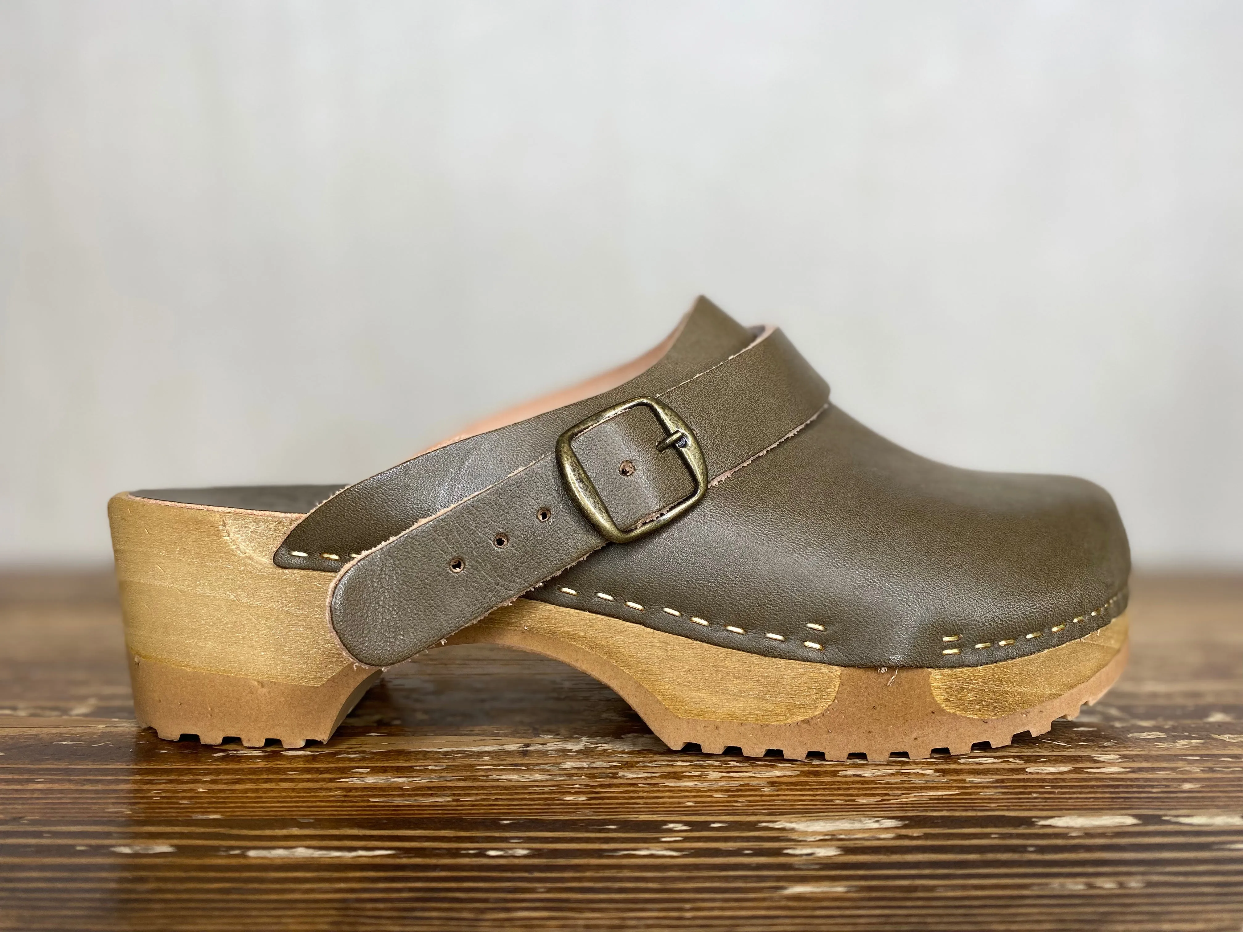 Amiens Clog