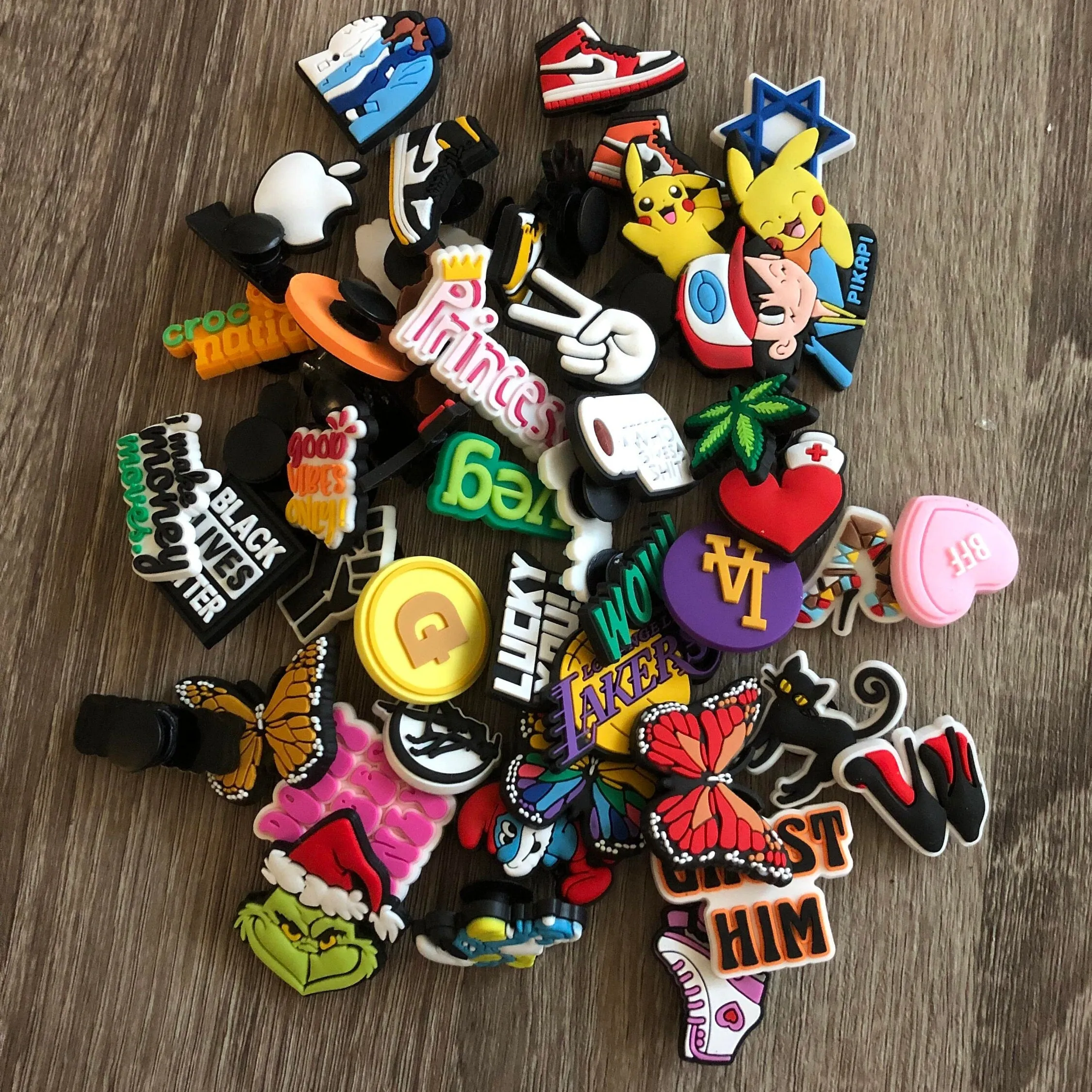 Artsy Shoe Charms