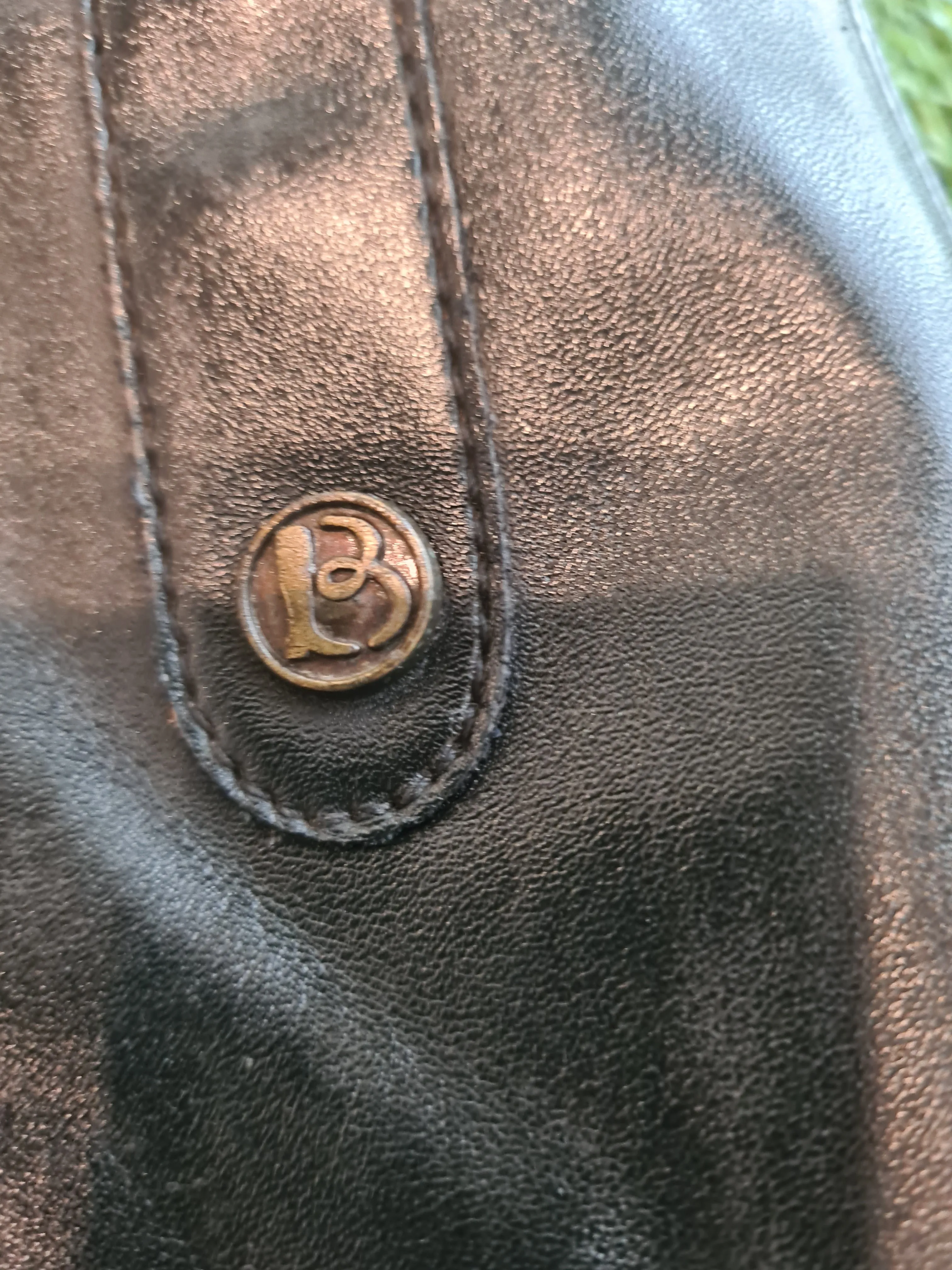 Brogini black leather chaps age 6  🟢
