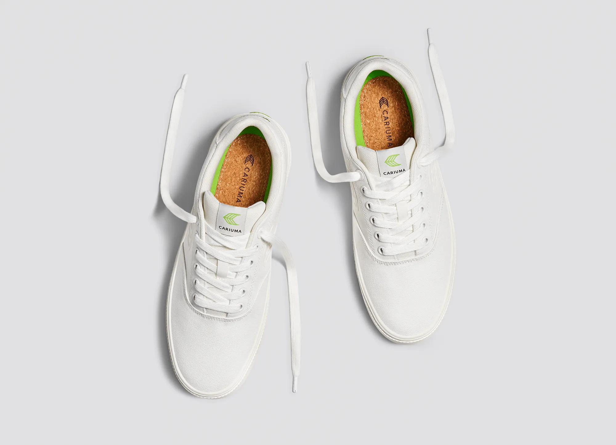 Cariuma Mens Naioca Shoes