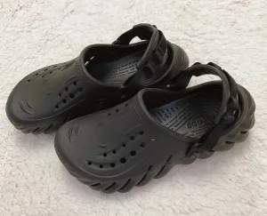 Crocs Clogs Size 7