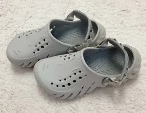 Crocs Clogs Size 7