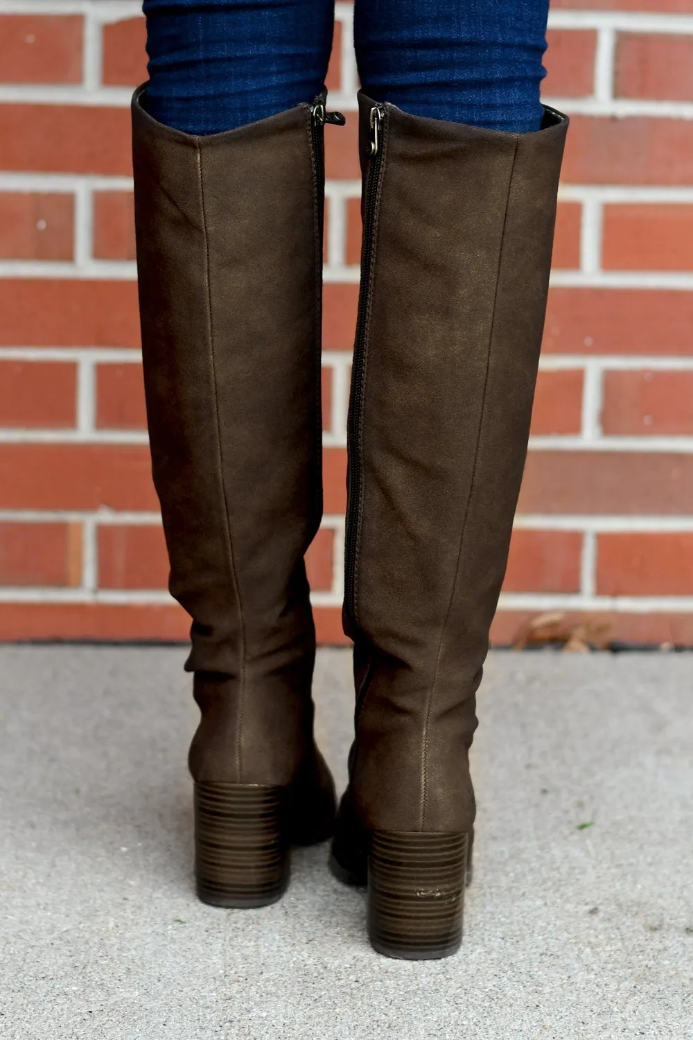 Dundee Boots ~ Chocolate