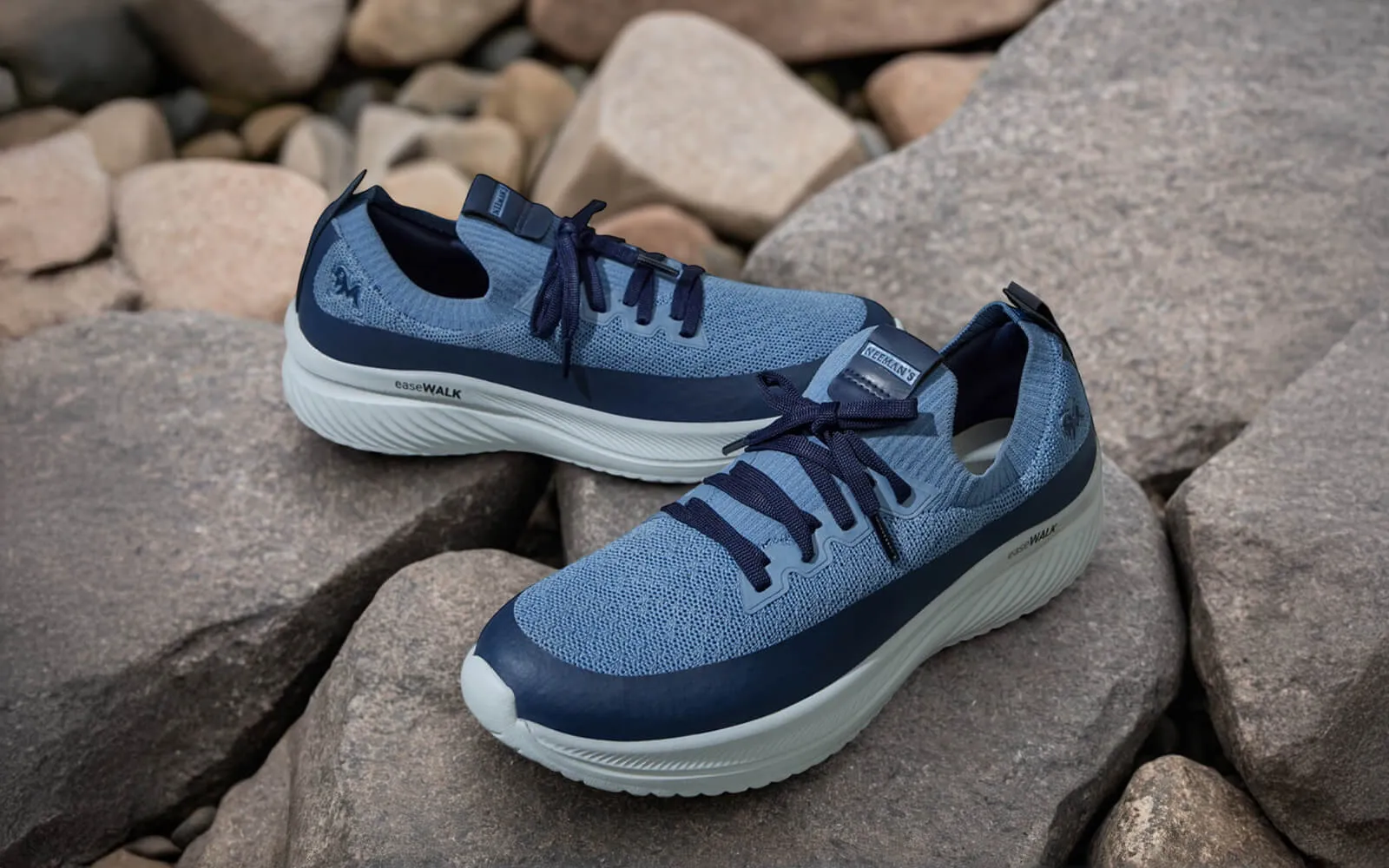 Ease Walk Sneakers : Blue