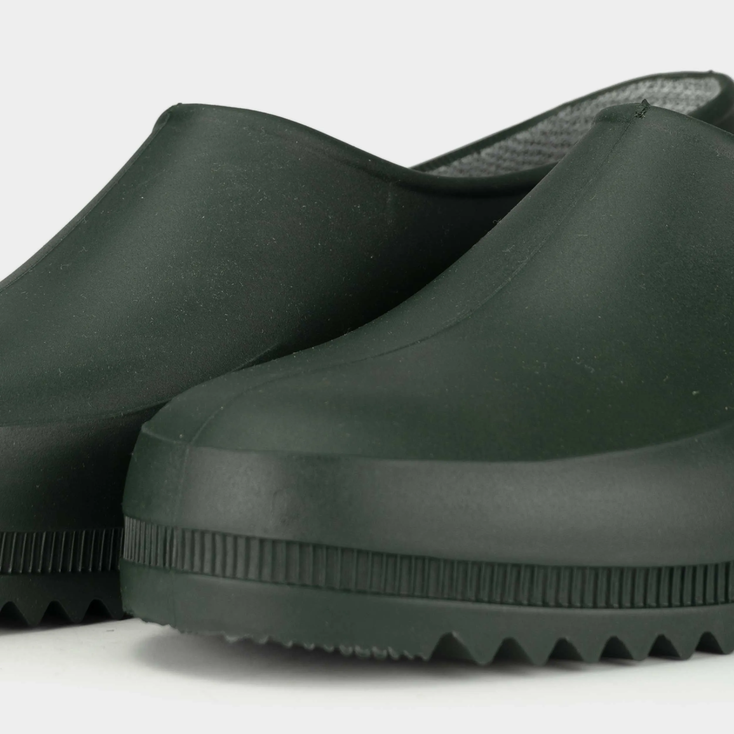 French Garden Clogs in Vert