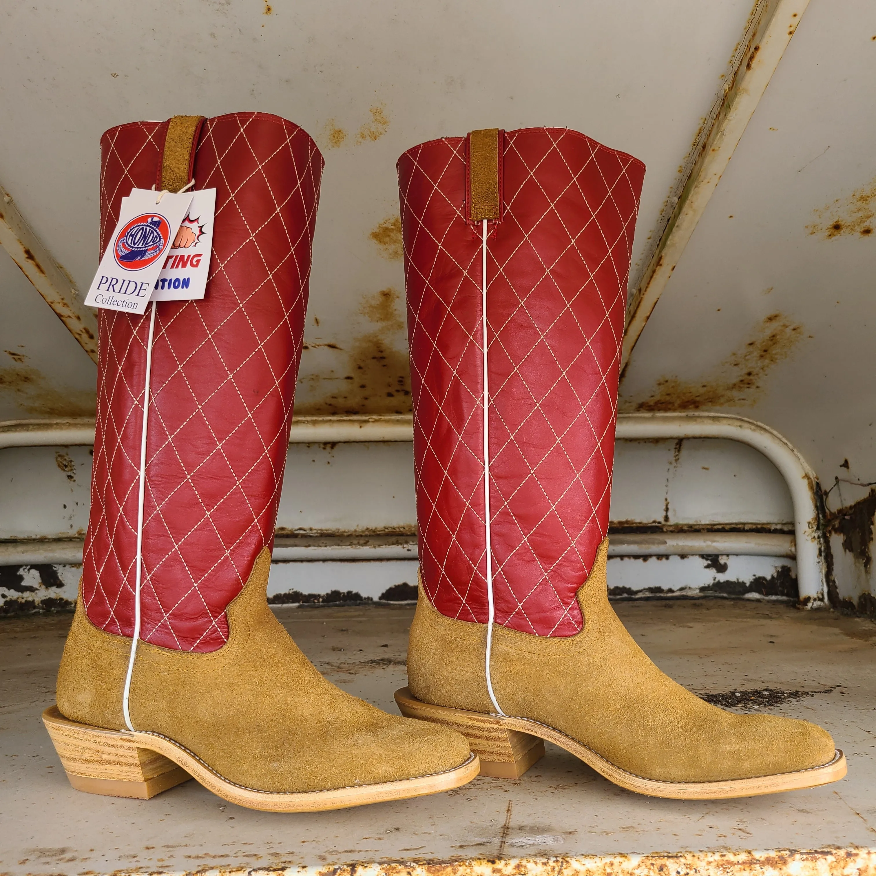 Hondo Picosa Creek Exclusive Maple Roughout w/Red  - The Davis Boot