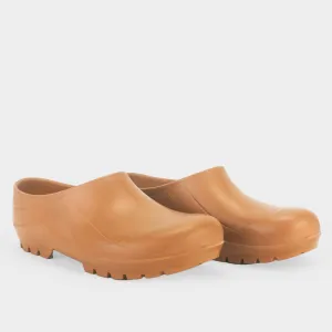 Italian Garden Clogs in Wheat