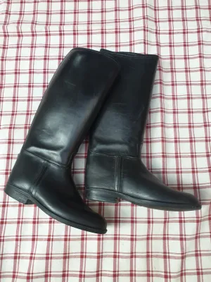 Long rubber riding boots, black, used, kids size 13