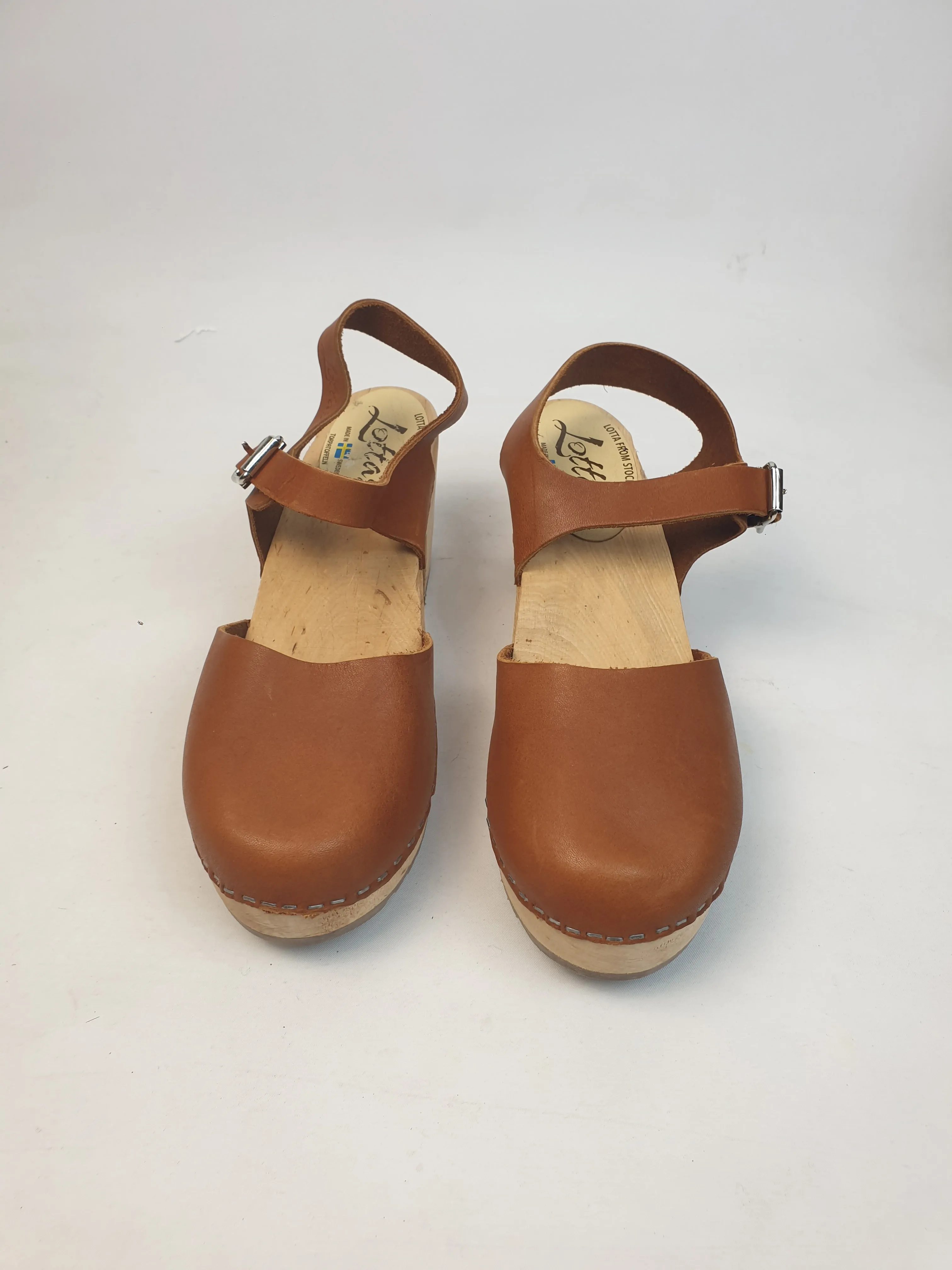 Lotta from Stockholm "Highwood" brown clogs size 41