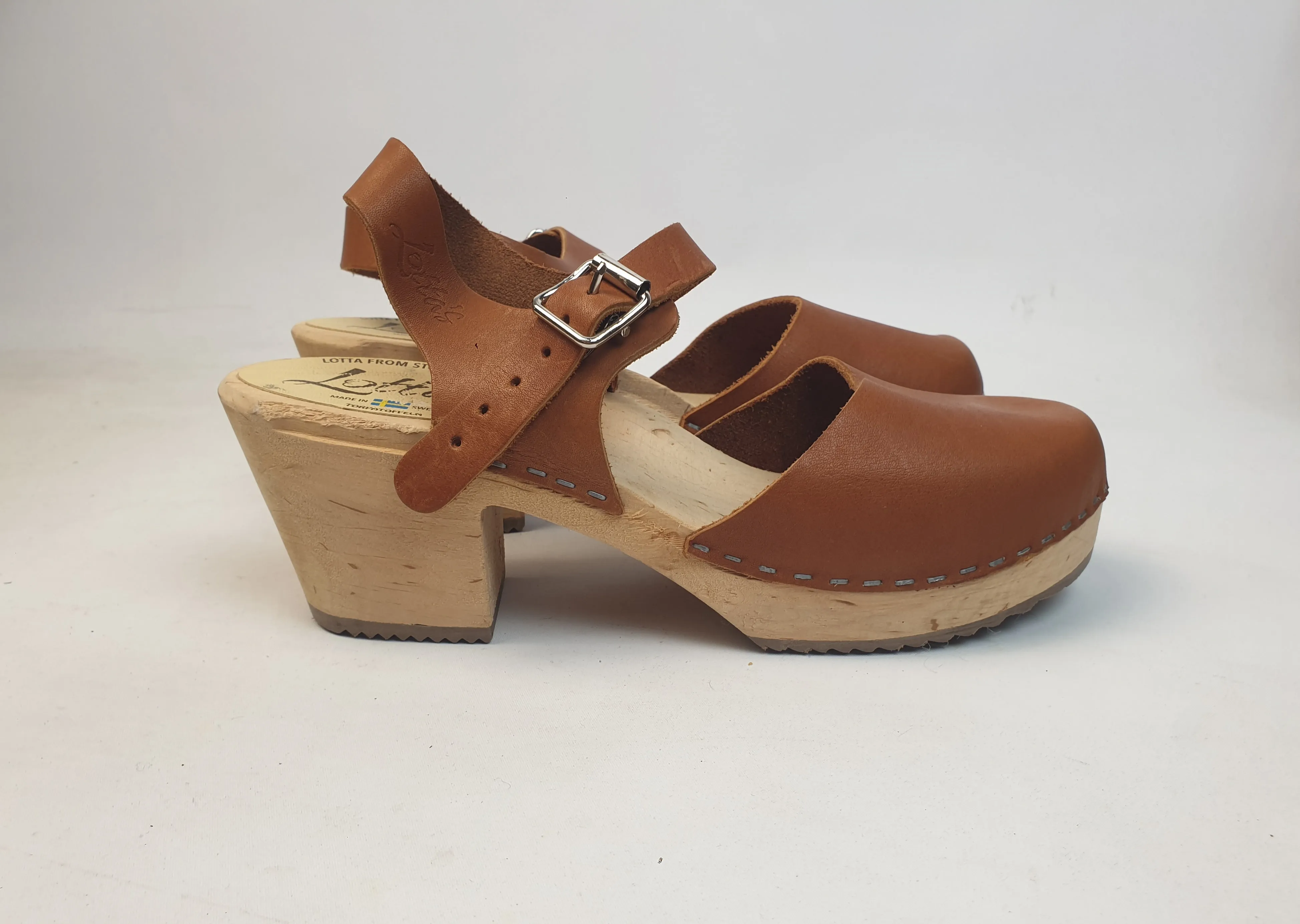 Lotta from Stockholm "Highwood" brown clogs size 41