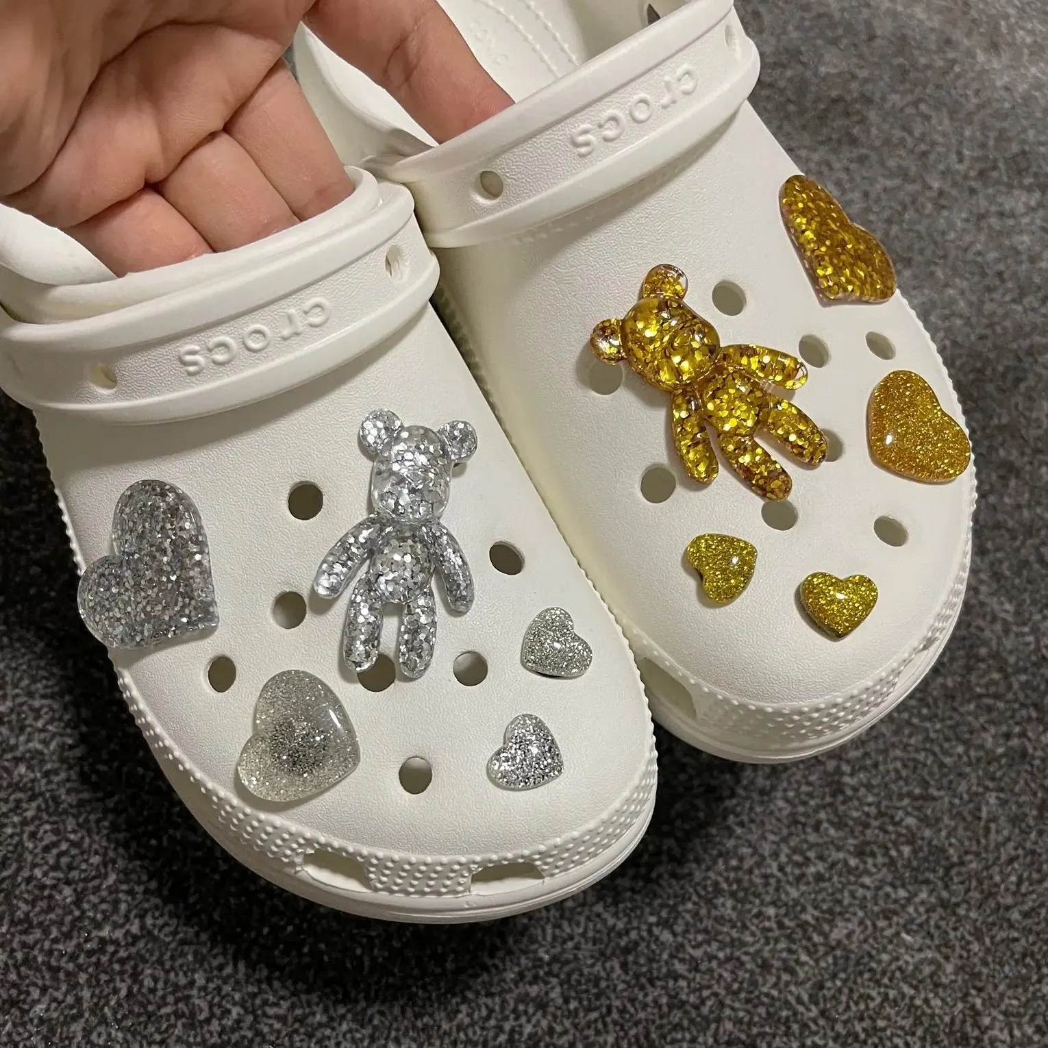 Luxury DIY Croc Charms Fashion Quality Women Shoes Charms Designer for Crocs Golden Chain Clogs Shoe Buckle All-match Kids Gift