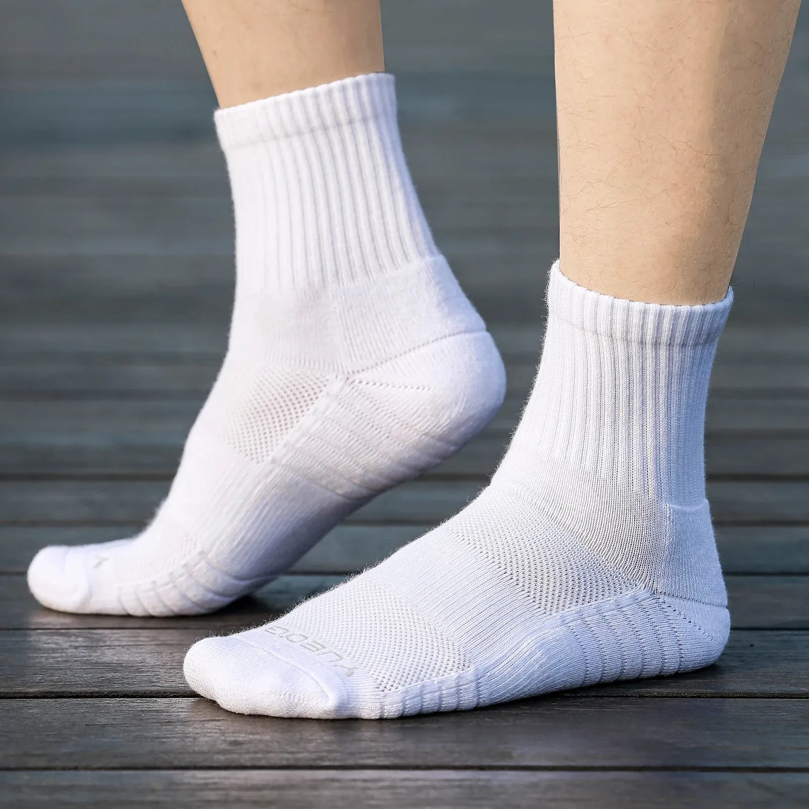 Men's Thick Breathable Cotton Cushion Crew Socks - Ideal for Outdoor Sports, Hiking, Trekking, and Work Boots