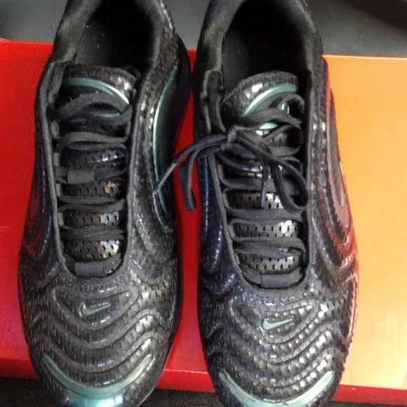 Nike Air Max 720 GS  Running Trainers Sneakers Size 5.5Y