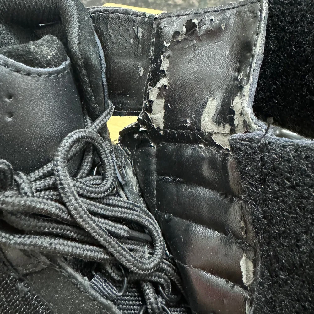 Pre-Loved (USED) Vega Merge Ladies Black Boots -(UK8)