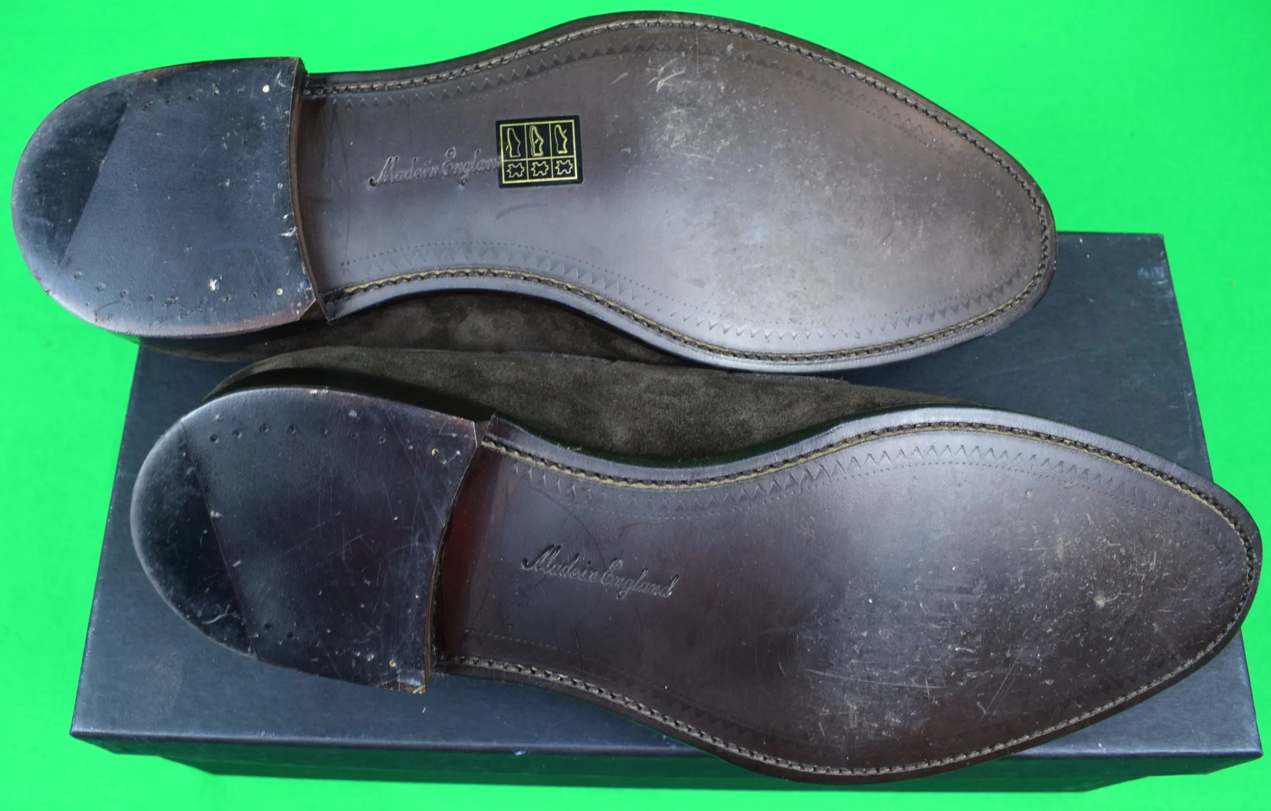 "The Armoury England Hudson Jiro Last Chocolate Suede Tassel Loafers" Sz 10 UK (NIB)
