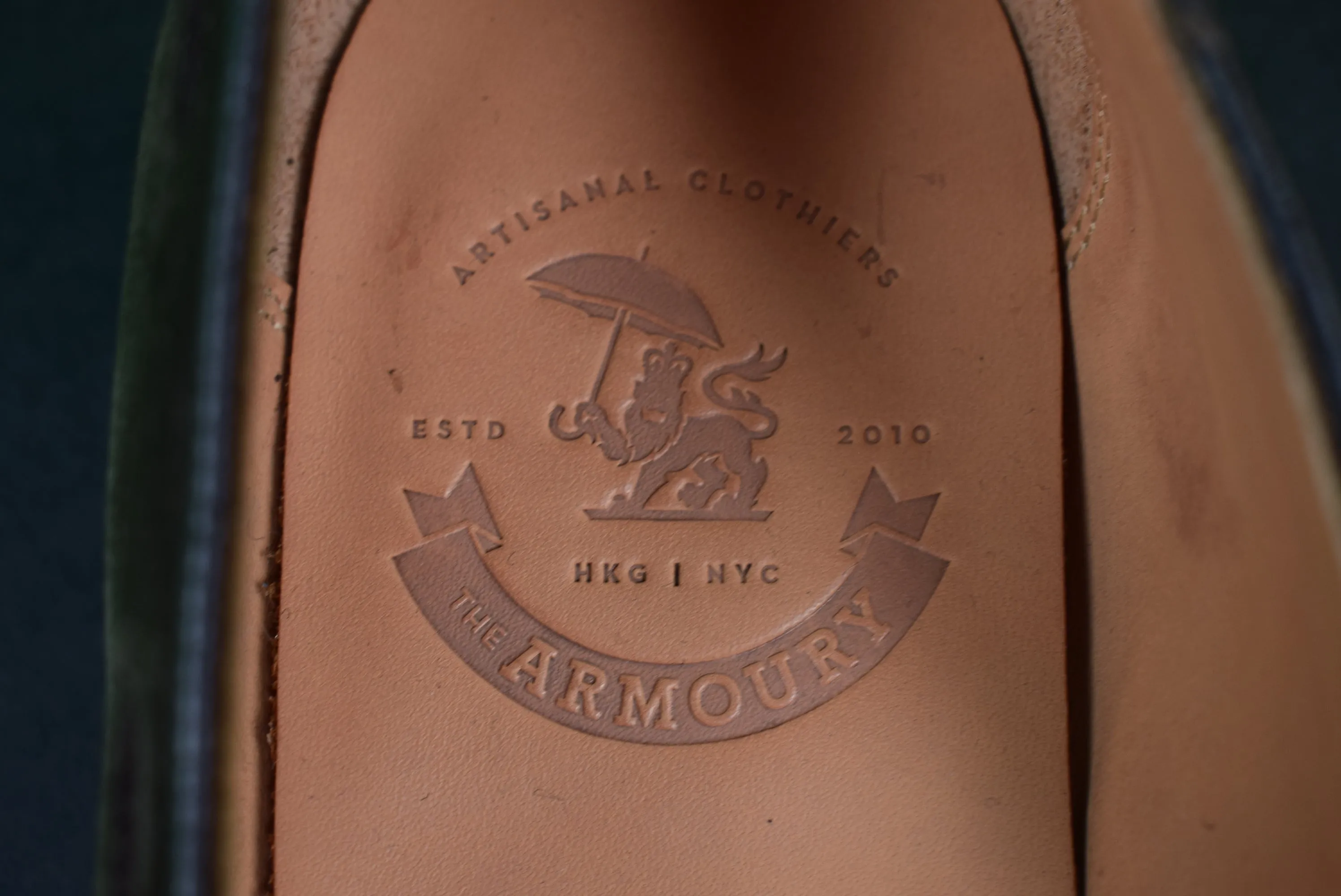 "The Armoury England Hudson Jiro Last Chocolate Suede Tassel Loafers" Sz 10 UK (NIB)