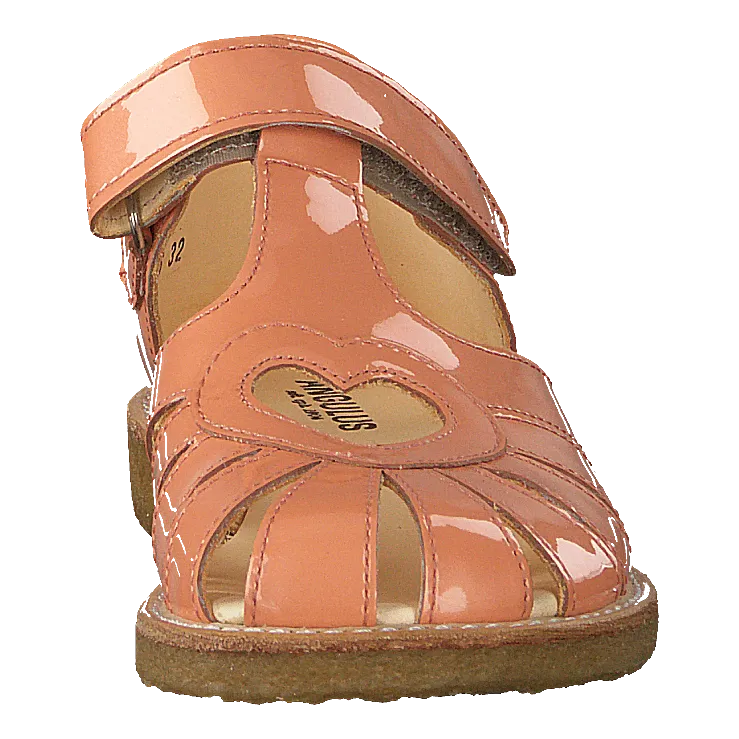 Sandal With Heart Detail And V Peach