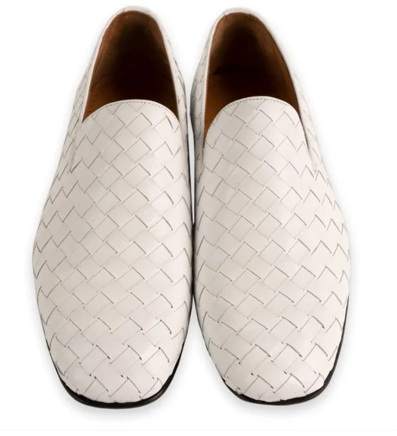 Style: Veneta-White