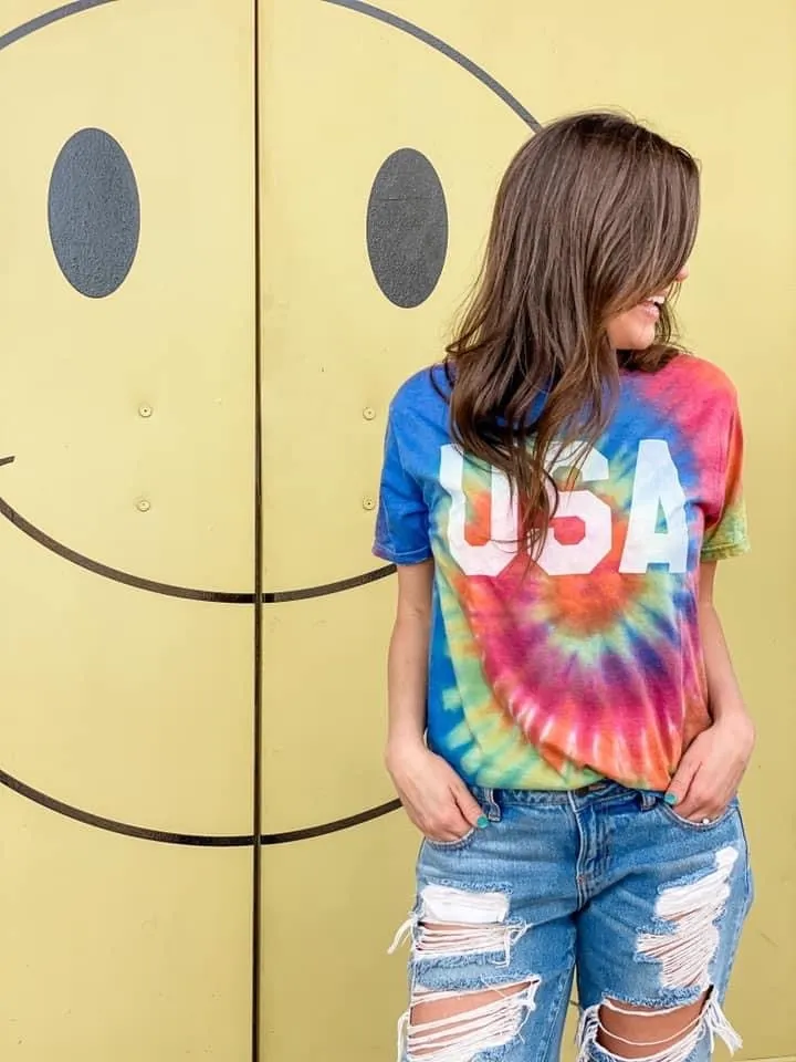 {ULTRA SOFT TIE DYE USA} Multi-Colored Acid Wash Crew Neck Tee