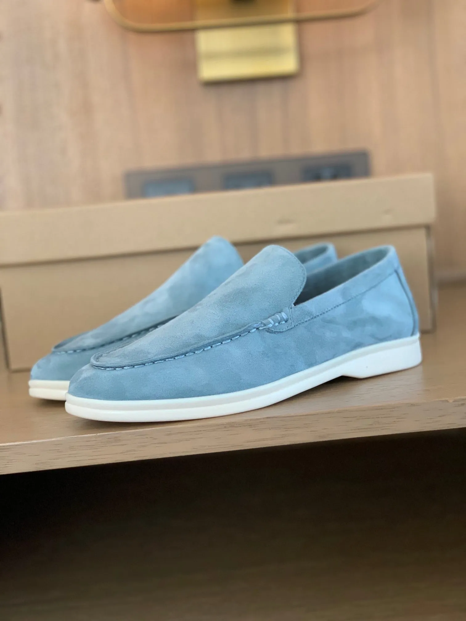VanWear | A Closer Look at the Best Suede Loafers for Men in 2023